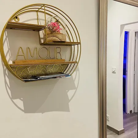 Daire Aprt Festival Arnese Cannes