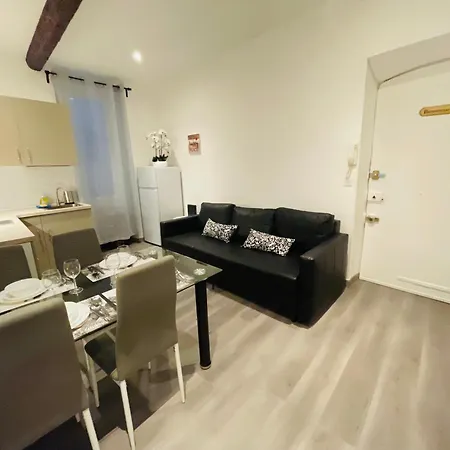 Aprt Festival Arnese